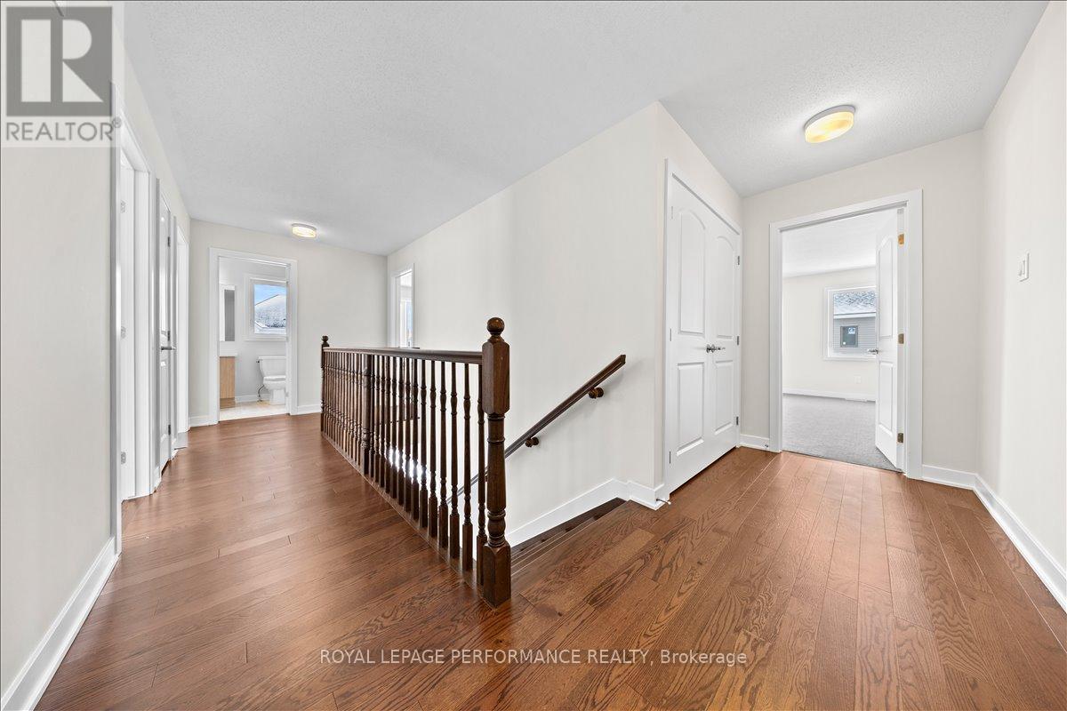 2031 Checkerspot Avenue, Ottawa, Ontario  K0A 2Z0 - Photo 15 - X12903072