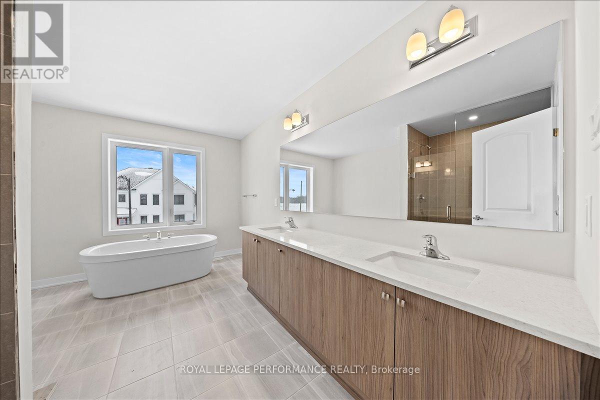 2031 Checkerspot Avenue, Ottawa, Ontario  K0A 2Z0 - Photo 18 - X12903072