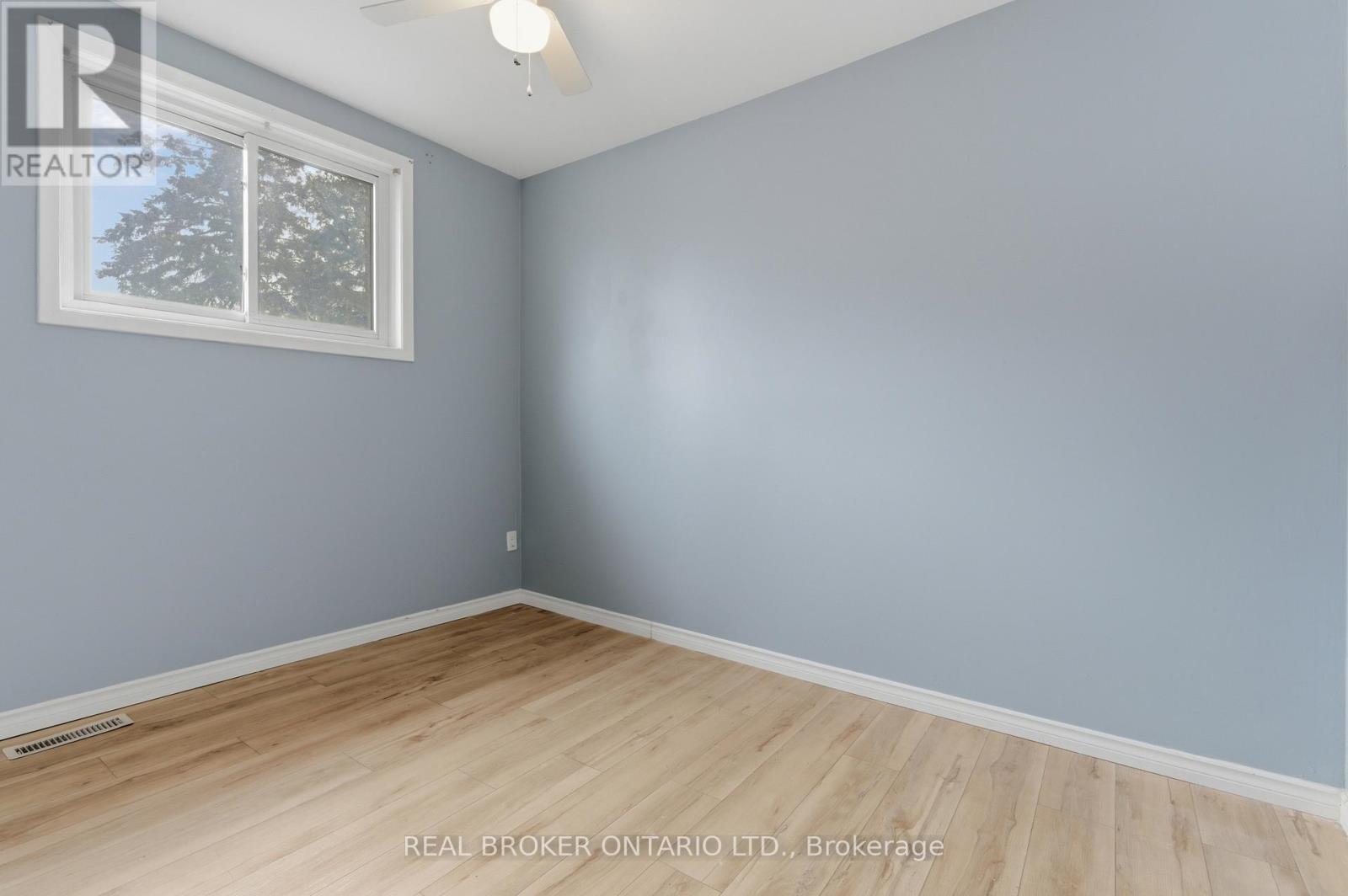 880 Lawrence Road, Hamilton, Ontario  L8K 2A3 - Photo 24 - X12893418