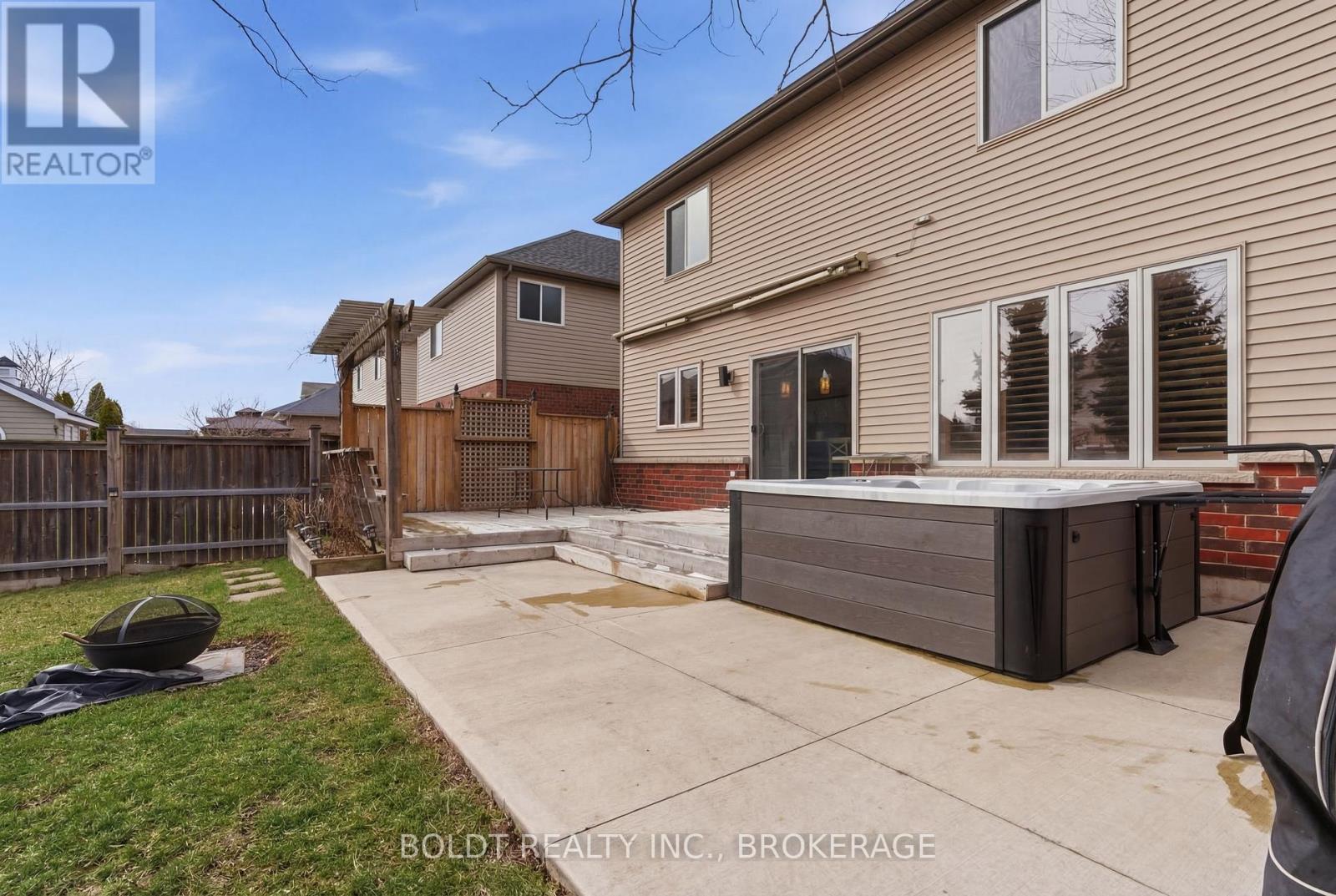 4870 Allan Court, Lincoln, Ontario  L0R 1B3 - Photo 39 - X12902448