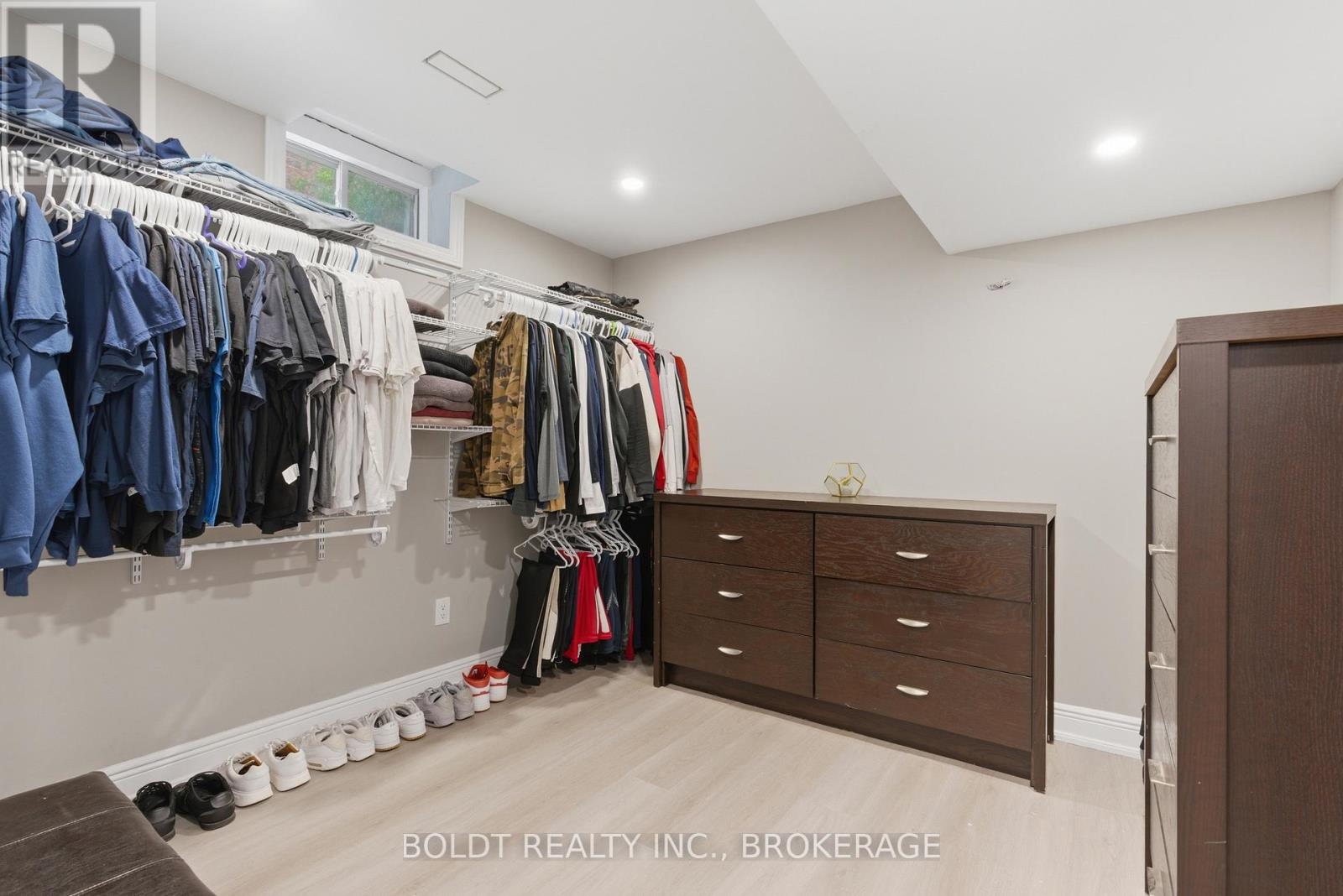 4870 Allan Court, Lincoln, Ontario  L0R 1B3 - Photo 33 - X12902448