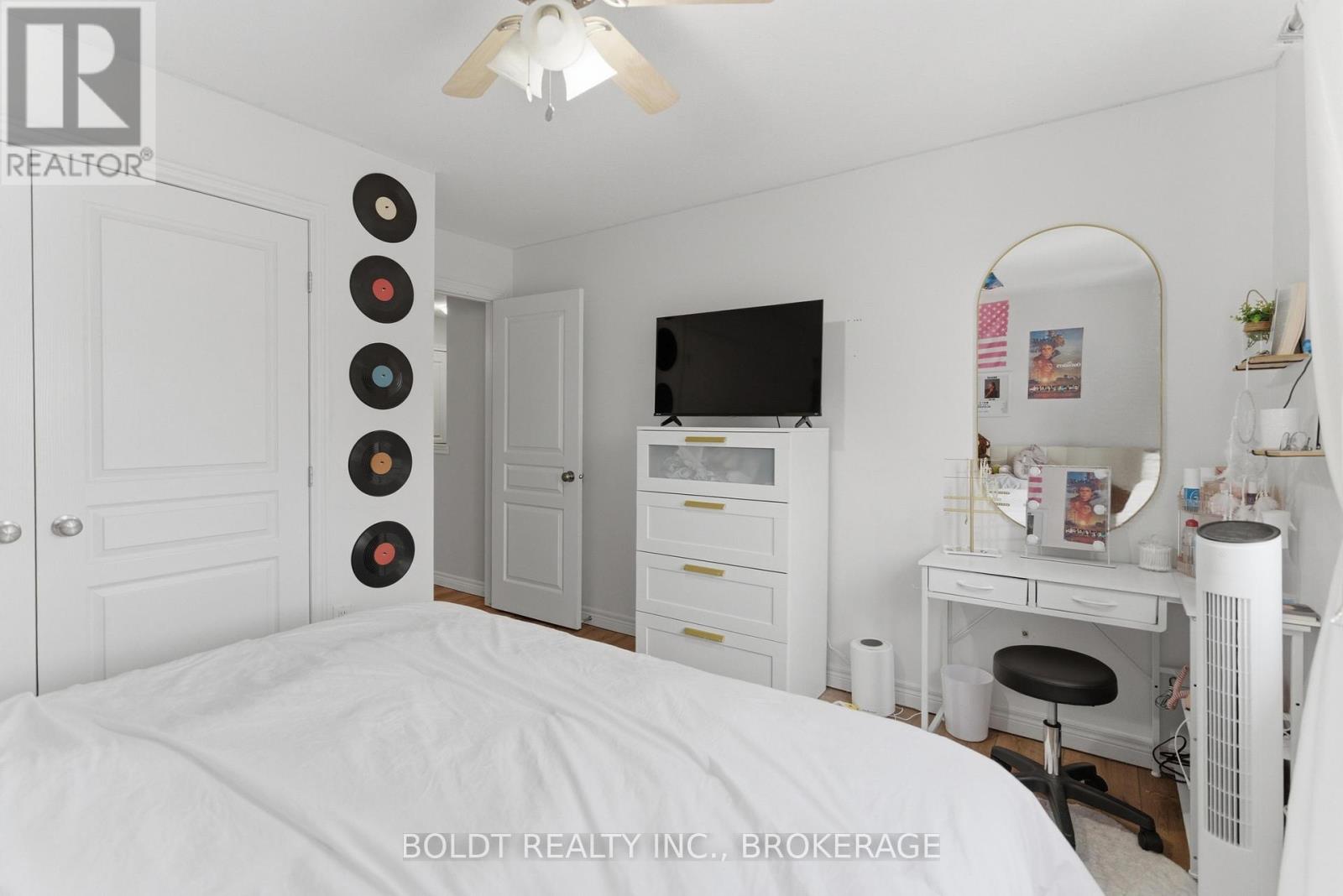 4870 Allan Court, Lincoln, Ontario  L0R 1B3 - Photo 29 - X12902448