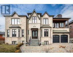 2 POPLAR DRIVE, Richmond Hill, Ontario