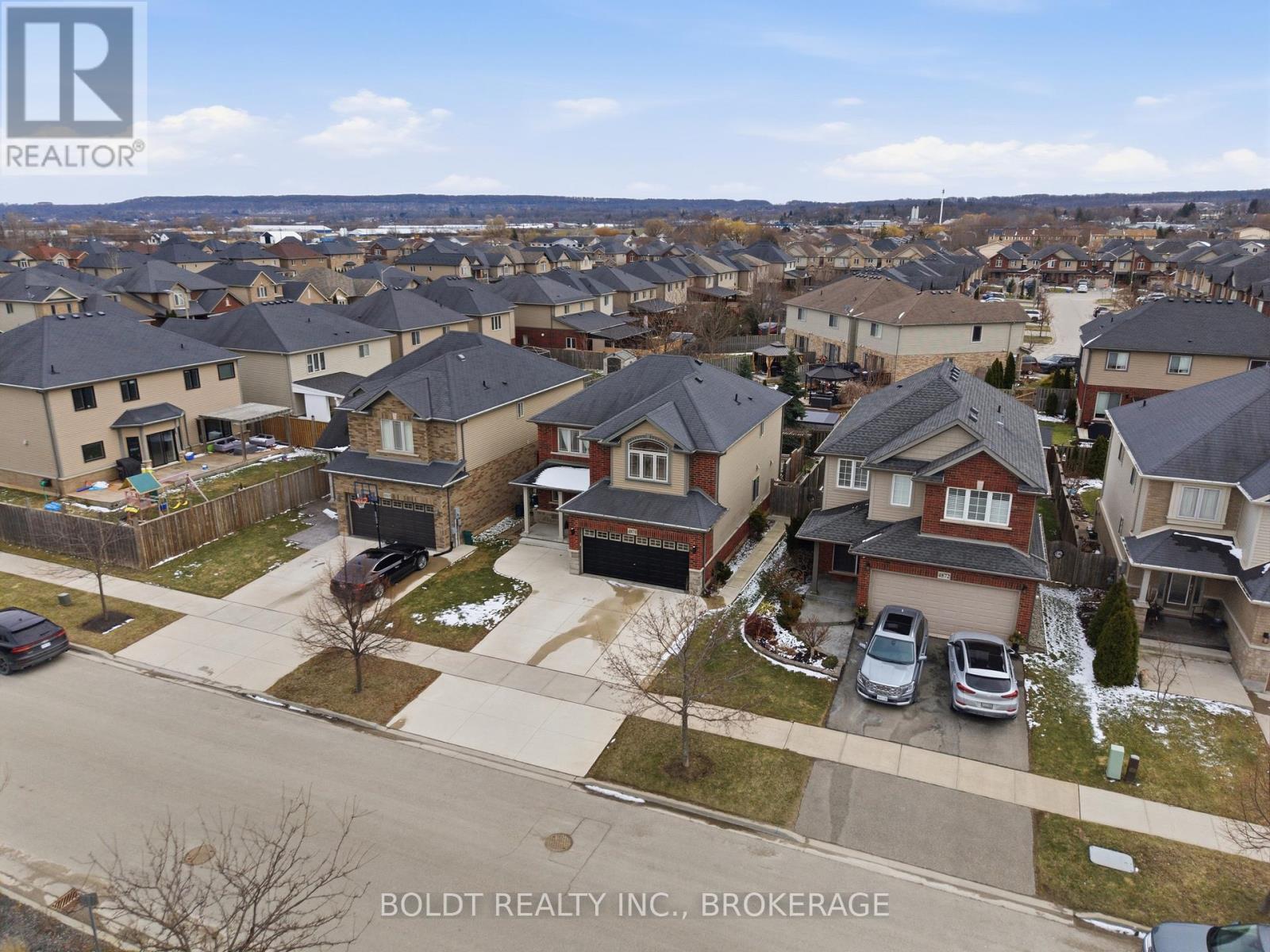 4870 Allan Court, Lincoln, Ontario  L0R 1B3 - Photo 46 - X12902448