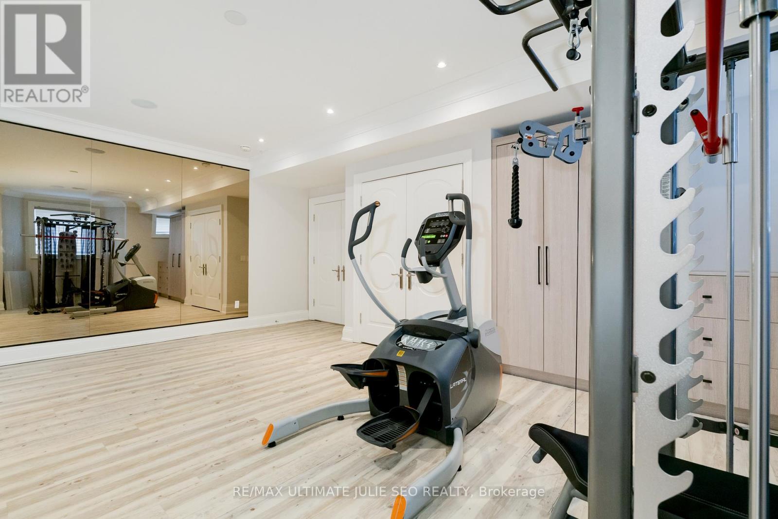 2 Poplar Drive, Richmond Hill, Ontario  L4E 2W5 - Photo 38 - N12900412