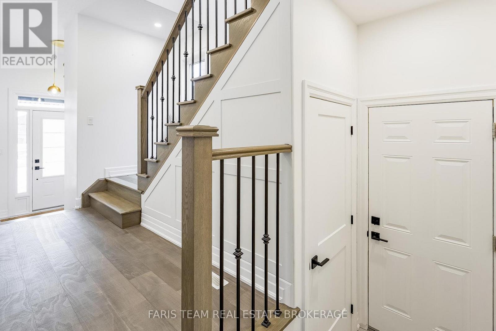 43 Auburn Court, Barrie, Ontario  L4N 0A5 - Photo 20 - S12902520