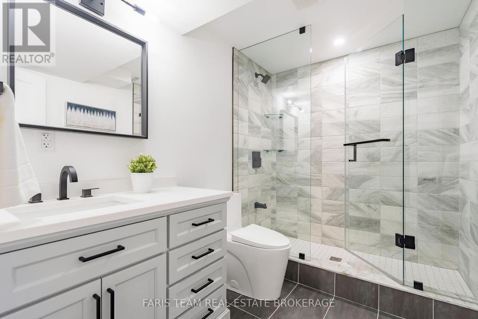 43 Auburn Court, Barrie, Ontario  L4N 0A5 - Photo 36 - S12902520