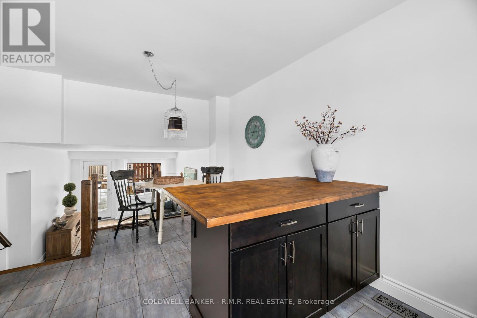 8 Charlbrook Avenue, Barrie (Cundles East), Ontario  L4M 2Y4 - Photo 15 - S12902850