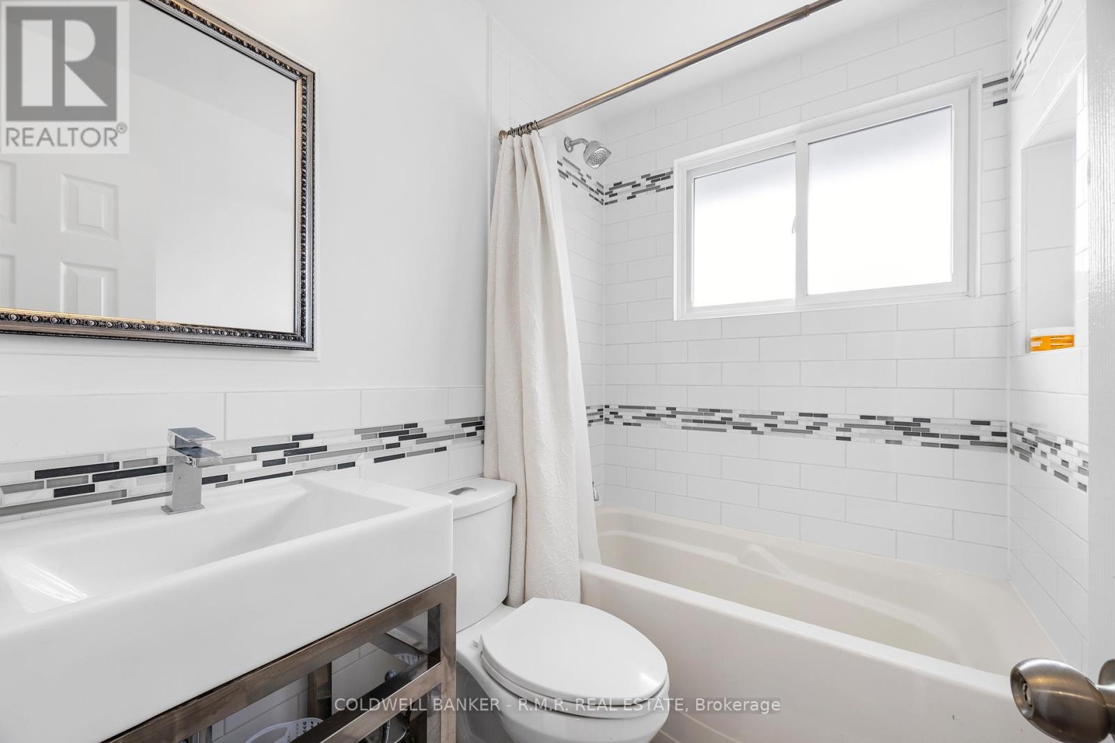 8 Charlbrook Avenue, Barrie (Cundles East), Ontario  L4M 2Y4 - Photo 22 - S12902850