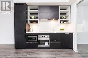 511 - 20 Edward Street, Toronto, Ontario  M5G 0C5 - Photo 4 - C12903010