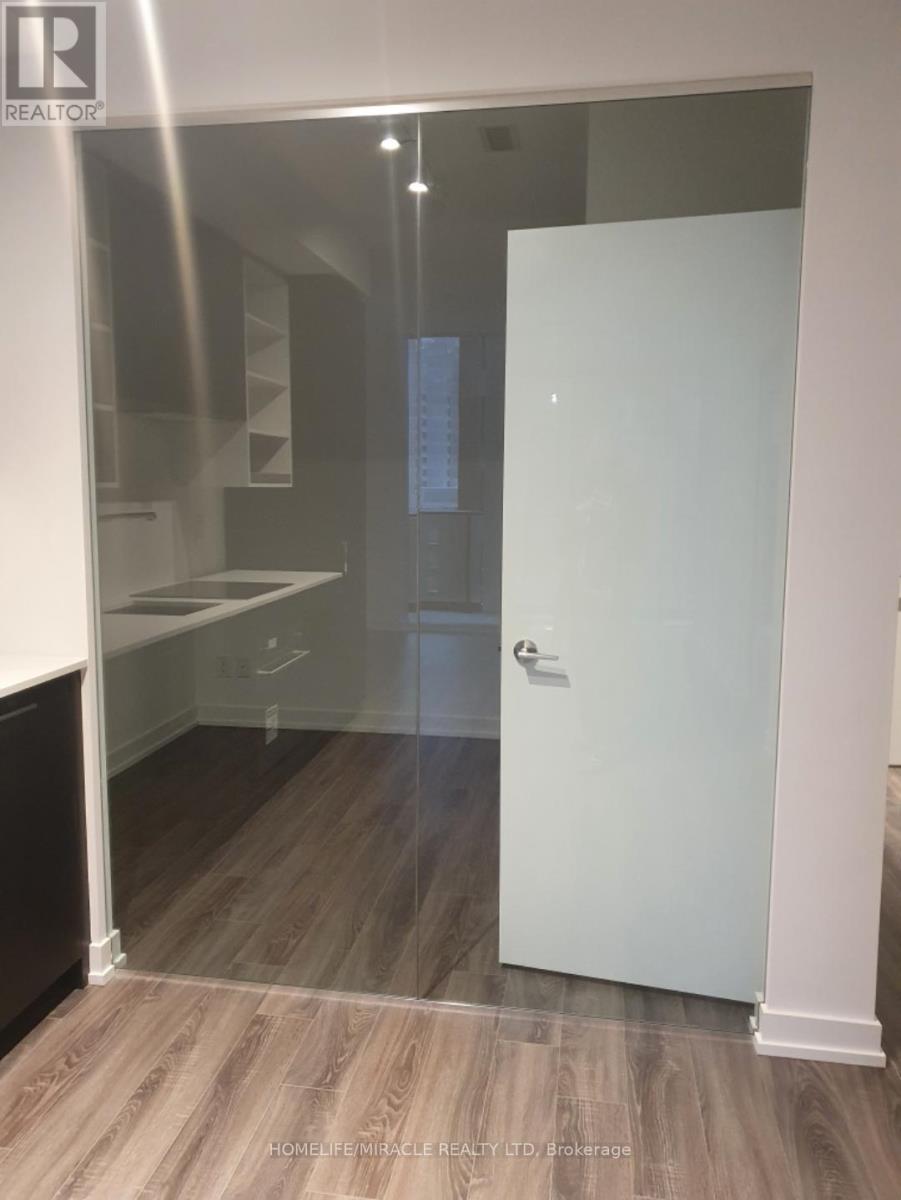 511 - 20 Edward Street, Toronto, Ontario  M5G 0C5 - Photo 8 - C12903010