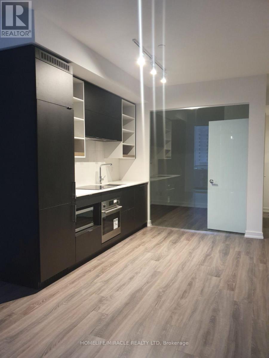 511 - 20 Edward Street, Toronto, Ontario  M5G 0C5 - Photo 9 - C12903010