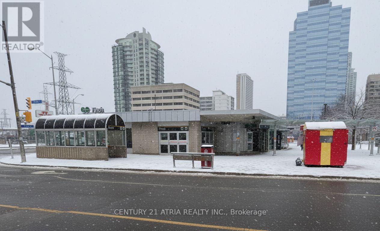 1008 - 8 Pemberton Avenue, Toronto, Ontario  M2M 4K8 - Photo 11 - C12903042
