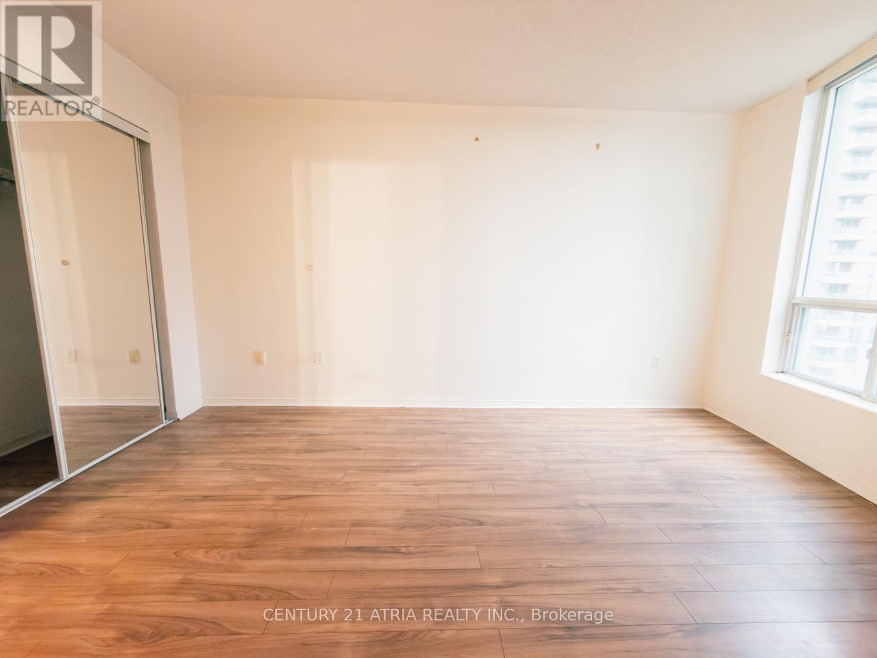 1008 - 8 Pemberton Avenue, Toronto, Ontario  M2M 4K8 - Photo 5 - C12903042