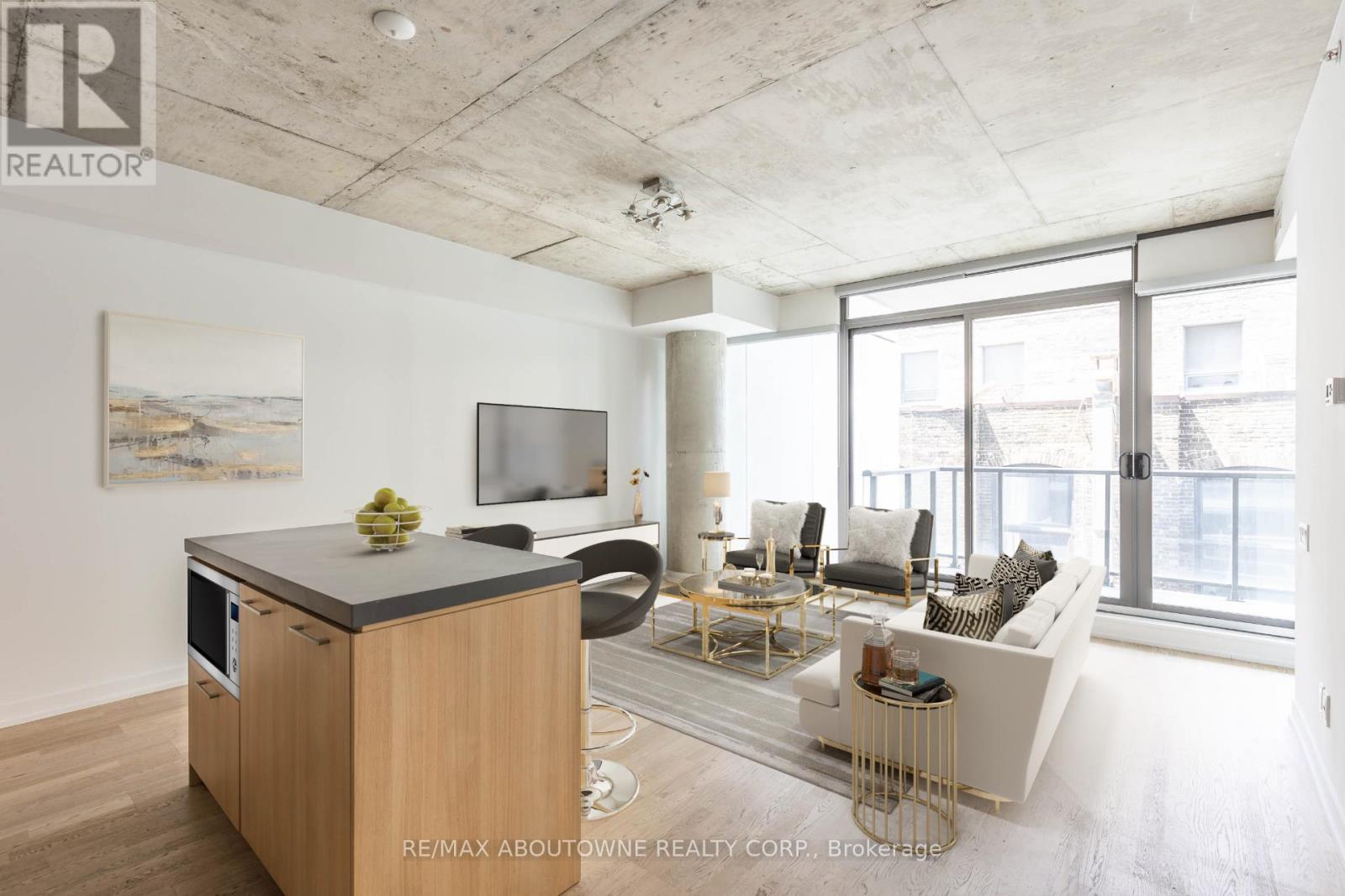 326 - 560 KING STREET W, Toronto, Ontario