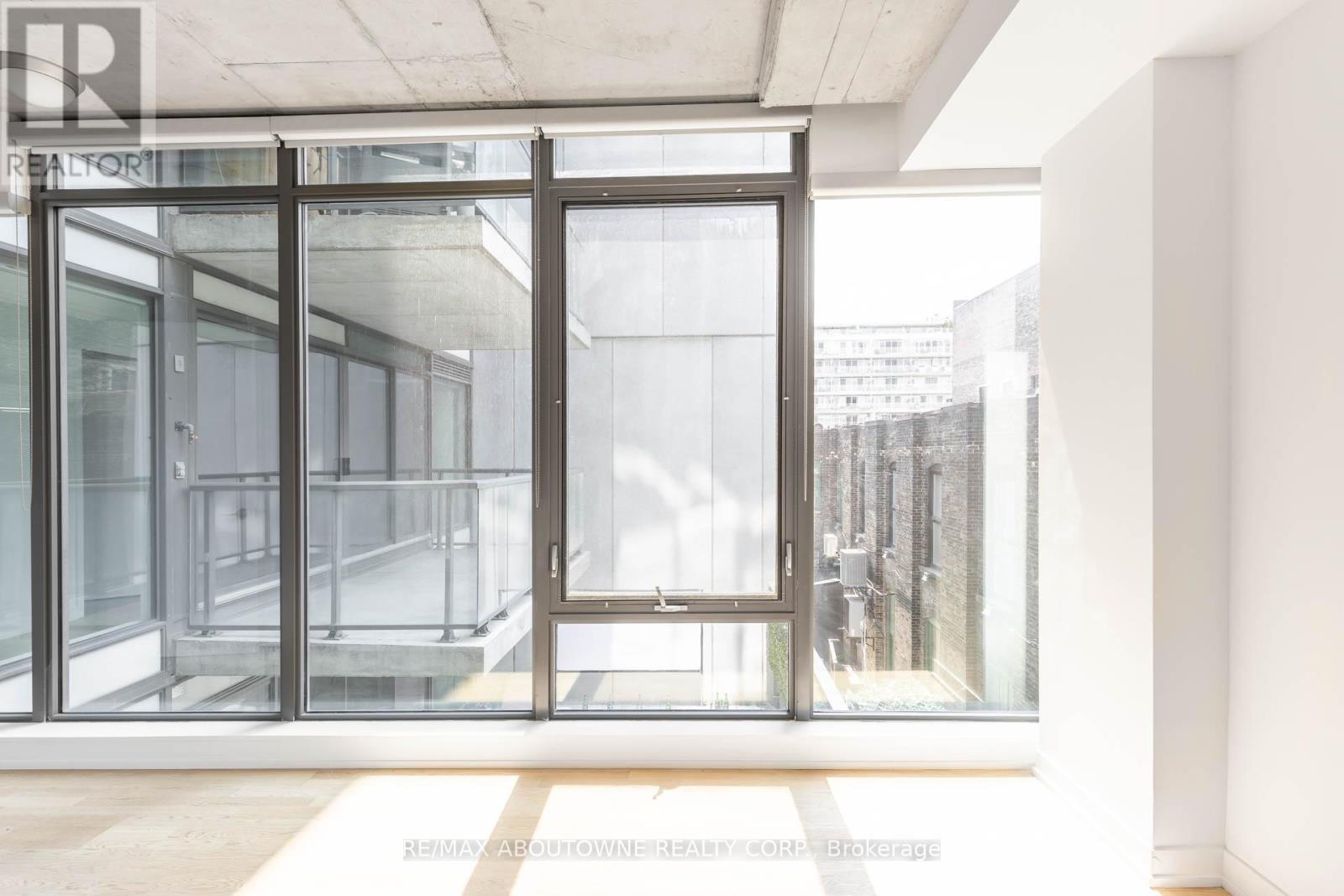 326 - 560 King Street W, Toronto, Ontario  M5V 0L5 - Photo 17 - C12903044