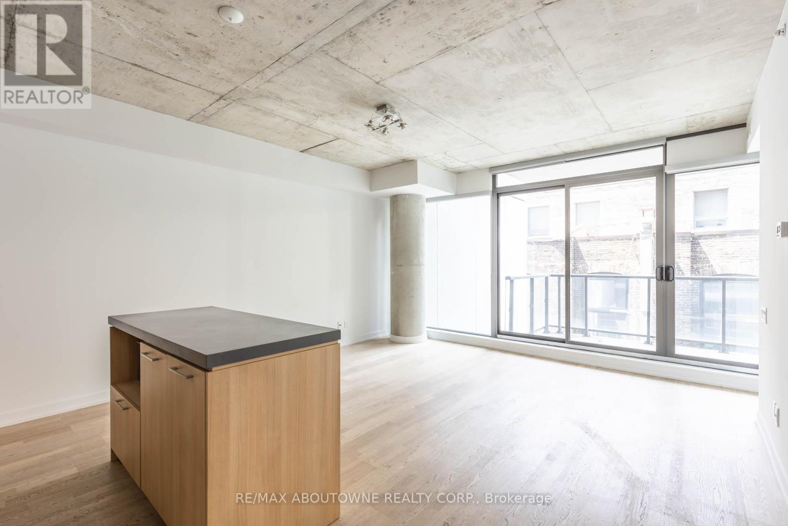 326 - 560 King Street W, Toronto, Ontario  M5V 0L5 - Photo 2 - C12903044