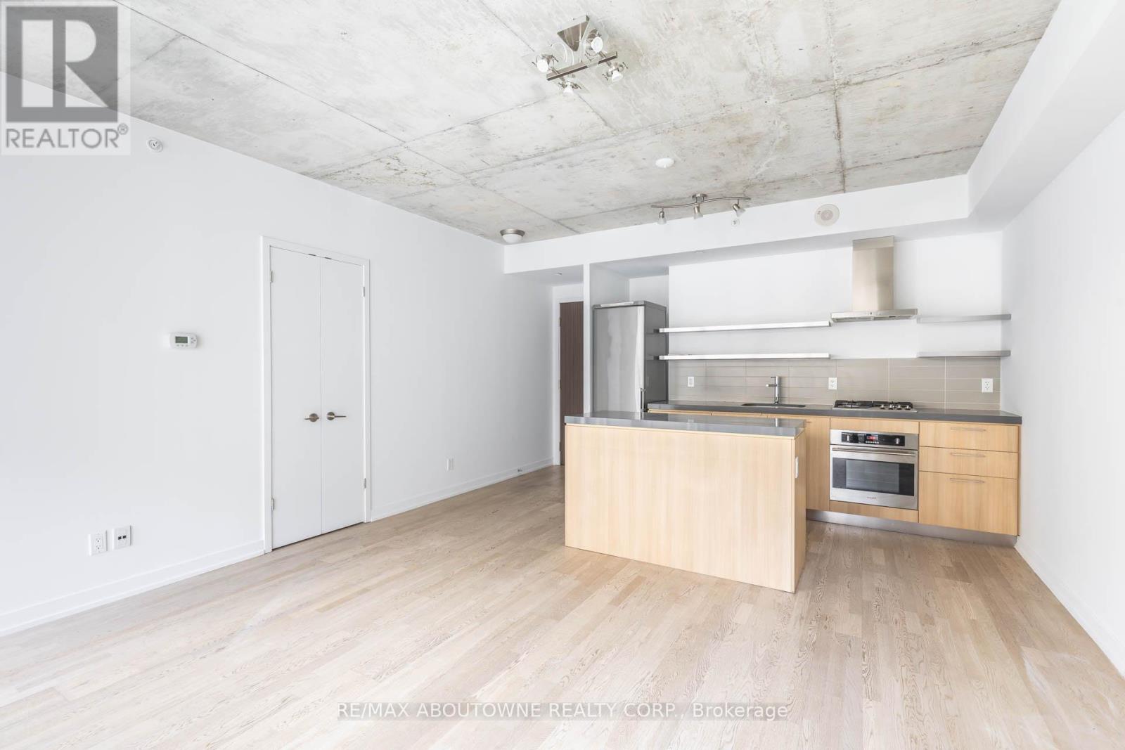 326 - 560 King Street W, Toronto, Ontario  M5V 0L5 - Photo 6 - C12903044