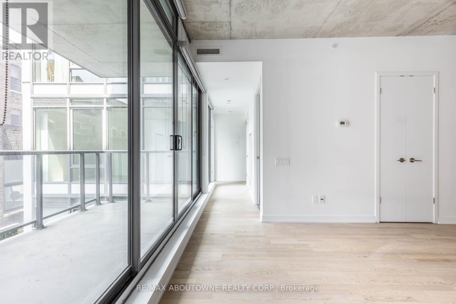 326 - 560 King Street W, Toronto, Ontario  M5V 0L5 - Photo 9 - C12903044