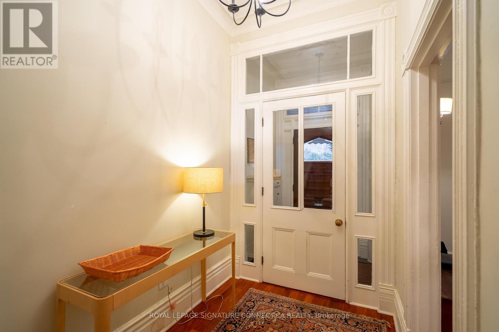 198 Bellwoods Avenue, Toronto, Ontario  M6J 2R1 - Photo 4 - C12903060