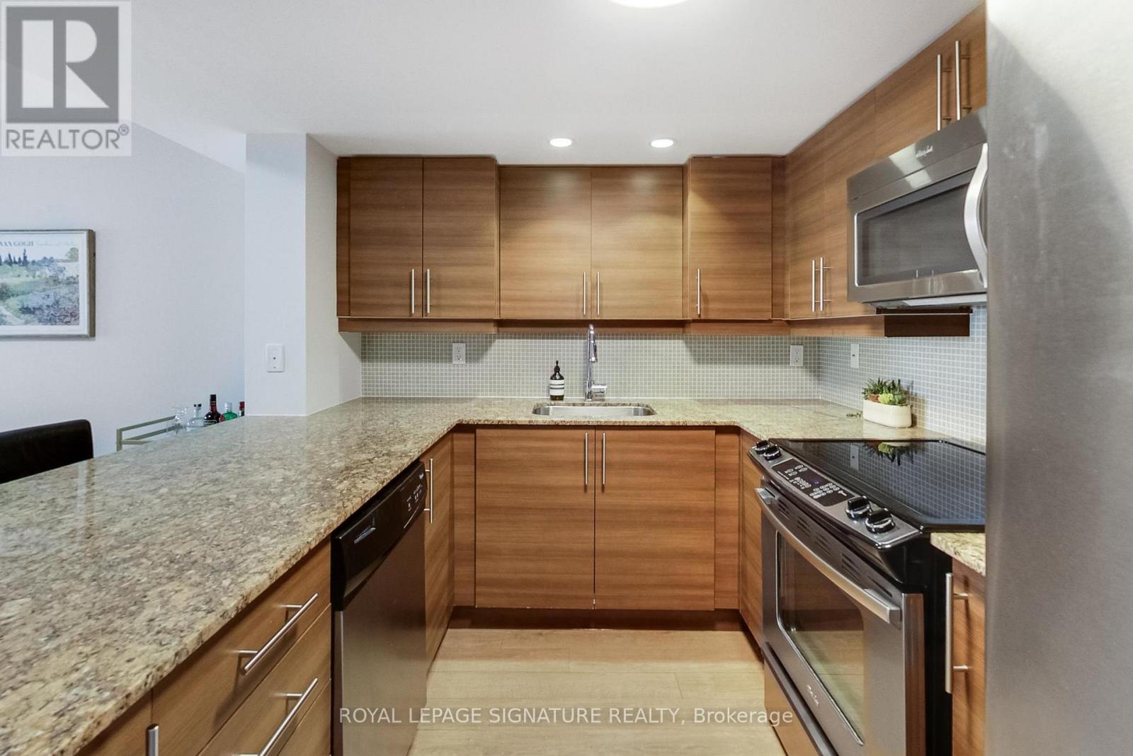 1016 - 85 East Liberty Street, Toronto, Ontario  M6K 3R4 - Photo 5 - C12903068