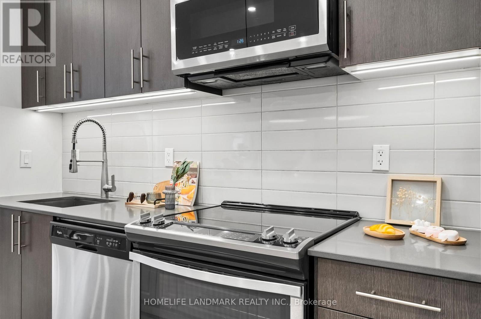 Th 17 - 780 Sheppard Avenue E, Toronto, Ontario  M2K 0E8 - Photo 14 - C12903070