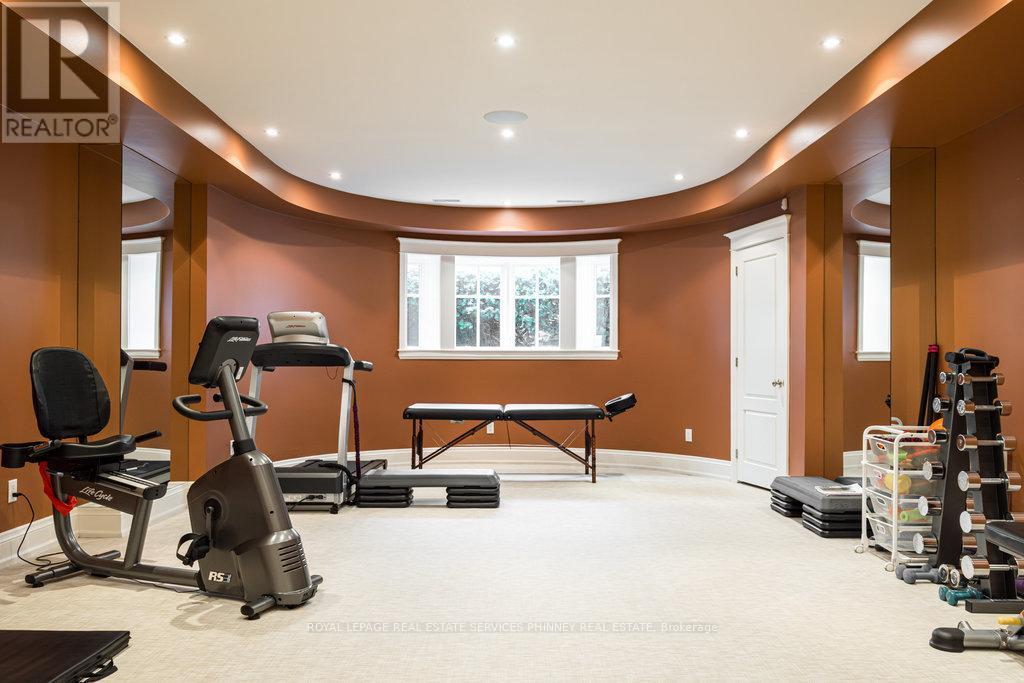 6 Ennisclare Drive W, Oakville, Ontario  L6J 4N2 - Photo 40 - W12867960