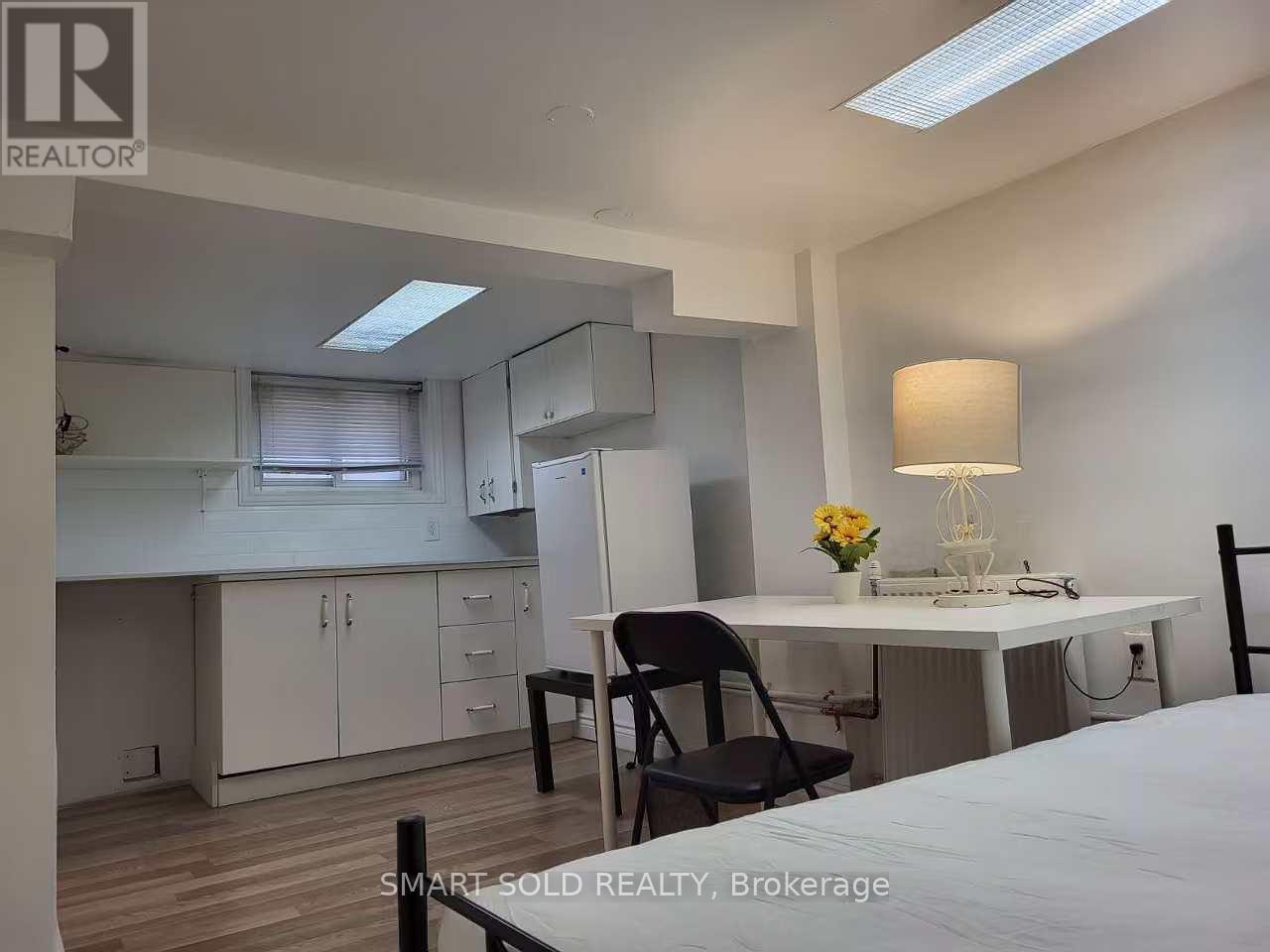 79 Ferrier Avenue, Toronto, Ontario  M4K 3H6 - Photo 14 - E12903036