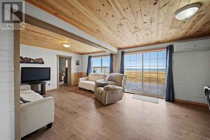 20200 Route 12, Anglo Tignish, Prince Edward Island  C0B 2B0 - Photo 8 - 202605030
