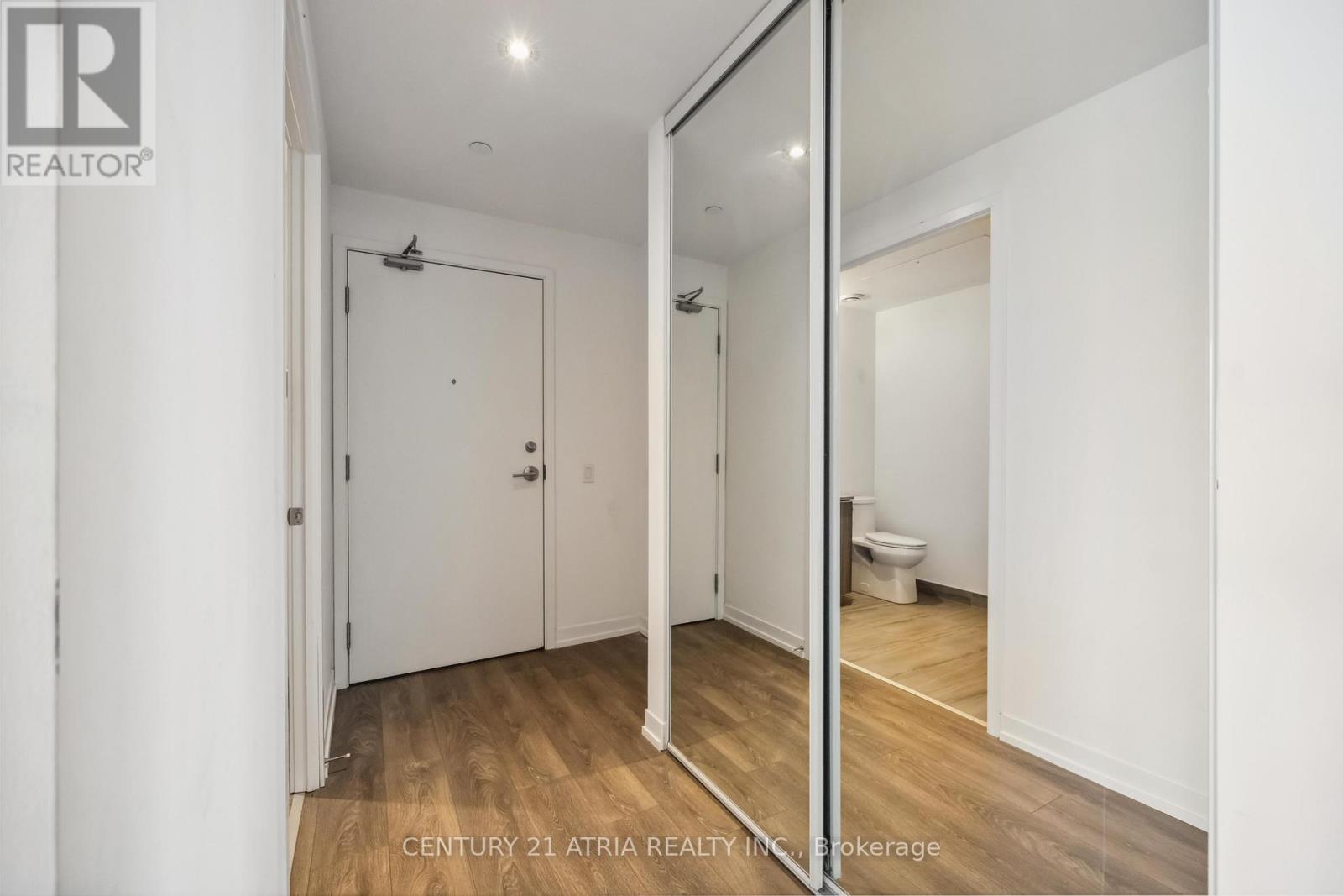 2611 - 5 Buttermill Avenue, Vaughan, Ontario  L5W 1B6 - Photo 15 - N12902946