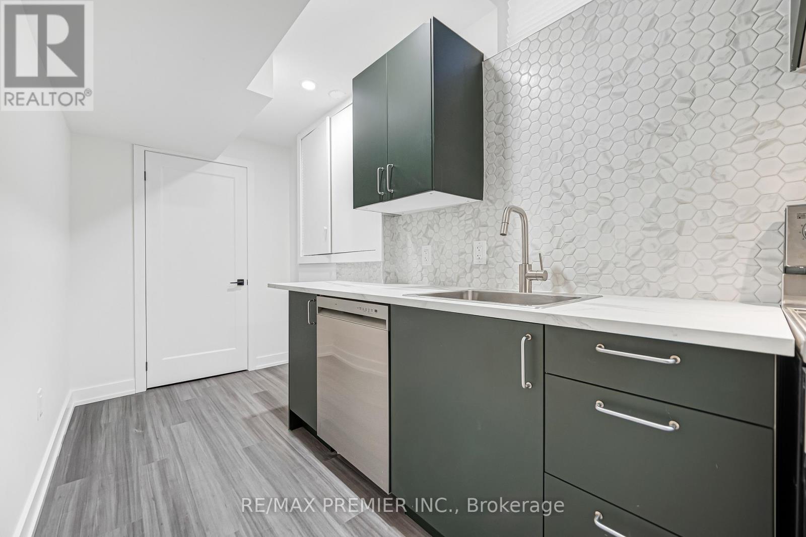 Bsmt - 60 Del Francesco Way, Vaughan (Vellore Village), Ontario  L6A 3X1 - Photo 17 - N12902952