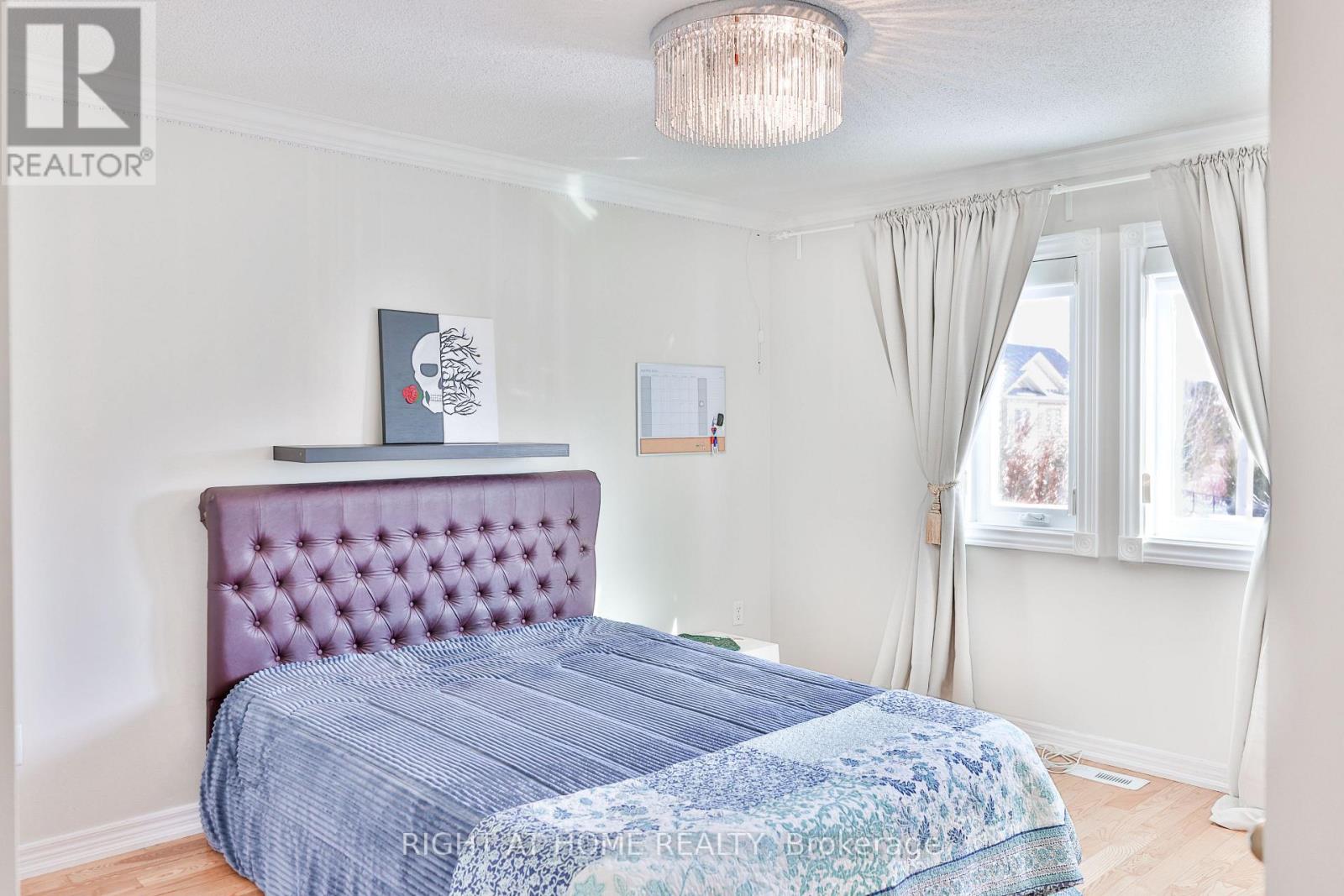 122 Red Cardinal Trail, Richmond Hill, Ontario  L4E 4B7 - Photo 21 - N12902954