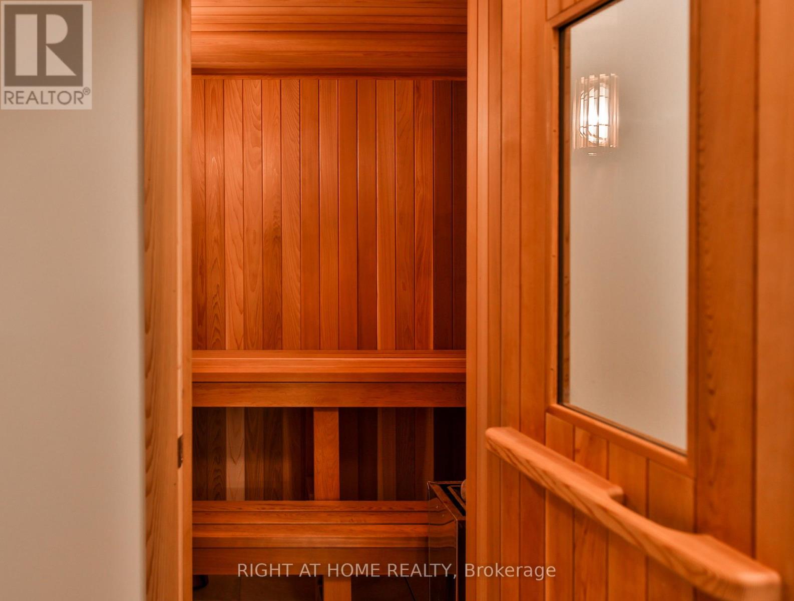 122 Red Cardinal Trail, Richmond Hill, Ontario  L4E 4B7 - Photo 23 - N12902954