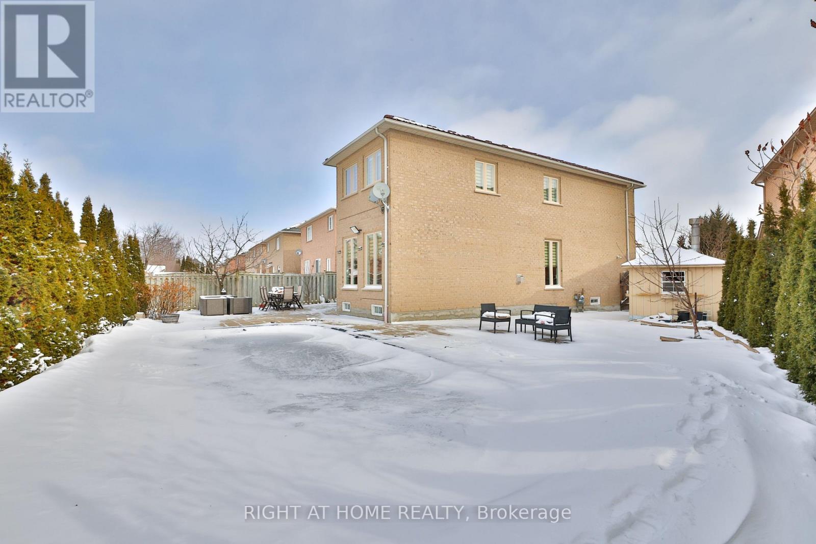 122 Red Cardinal Trail, Richmond Hill, Ontario  L4E 4B7 - Photo 29 - N12902954