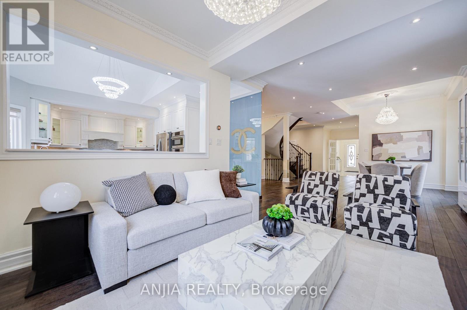 91 Reansbury Crescent, Markham (Cachet), Ontario  L6C 1X6 - Photo 14 - N12902996