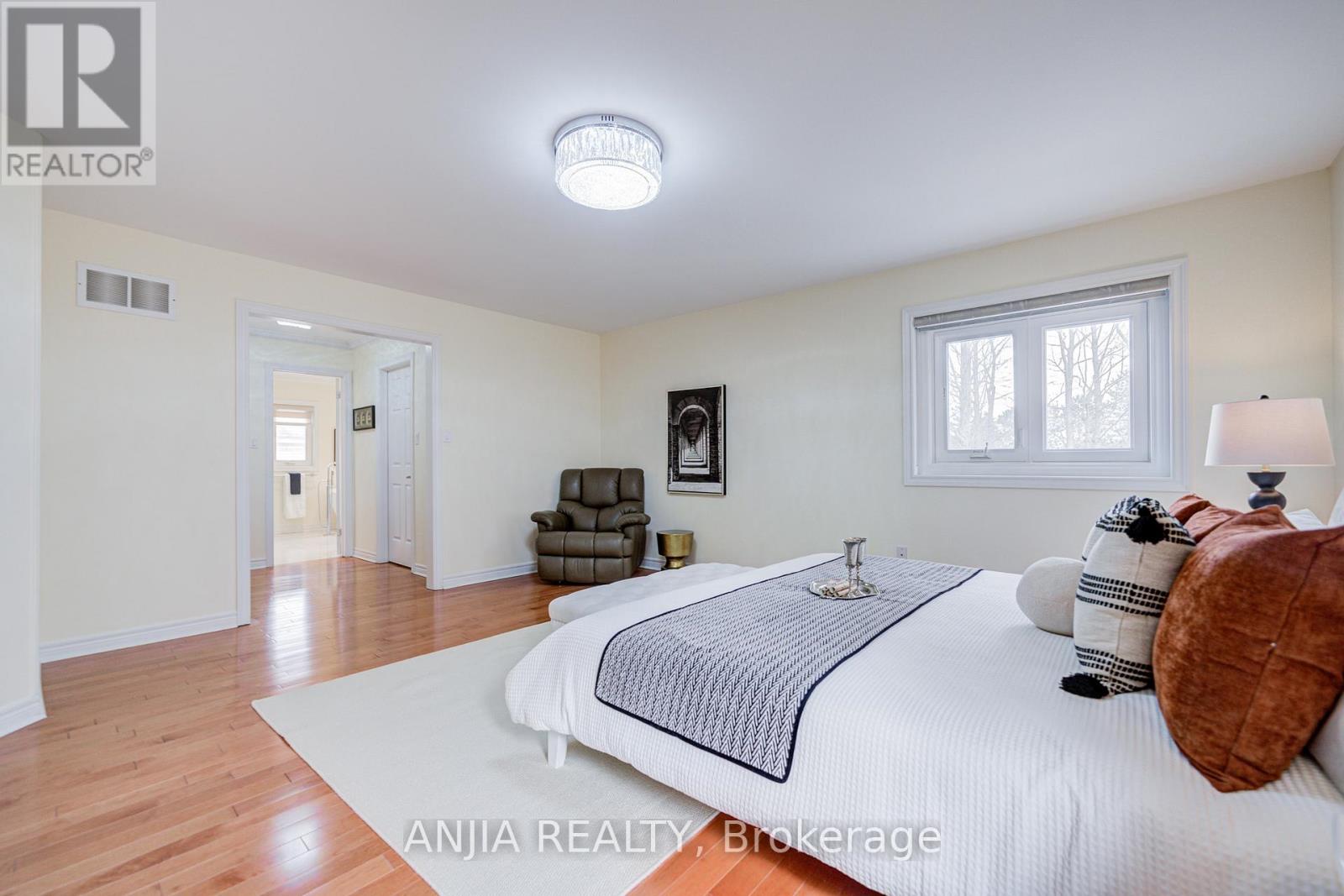 91 Reansbury Crescent, Markham (Cachet), Ontario  L6C 1X6 - Photo 24 - N12902996