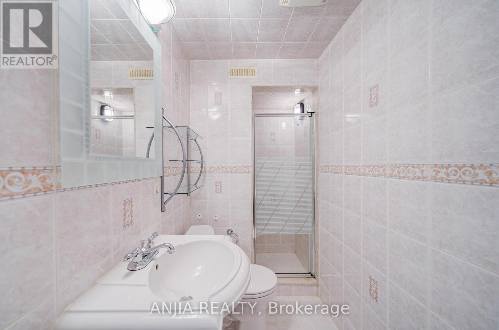 91 Reansbury Crescent, Markham (Cachet), Ontario  L6C 1X6 - Photo 44 - N12902996