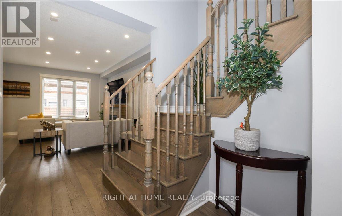 24 Prady Lane, New Tecumseth (Tottenham), Ontario  L0G 1W0 - Photo 17 - N12903054