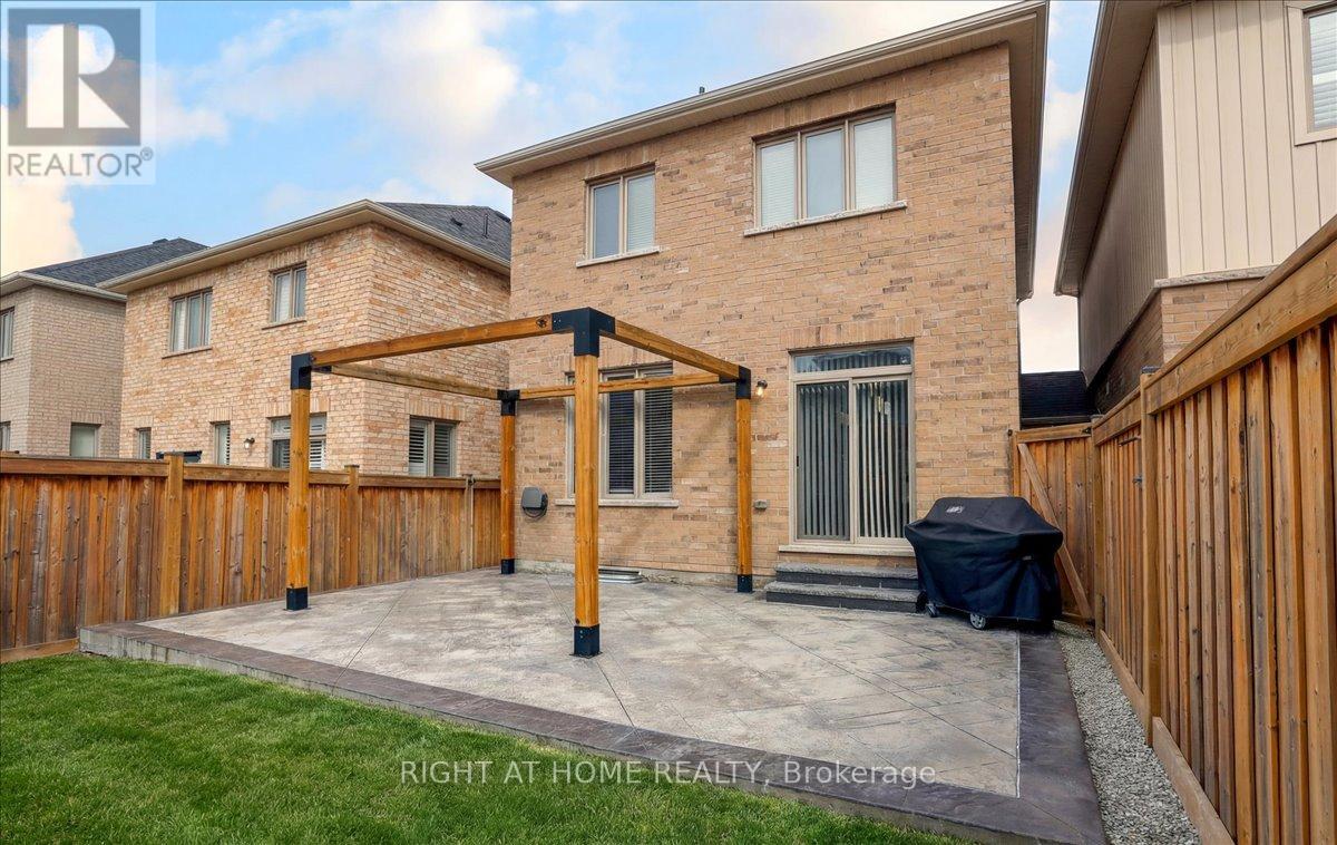 24 Prady Lane, New Tecumseth (Tottenham), Ontario  L0G 1W0 - Photo 28 - N12903054