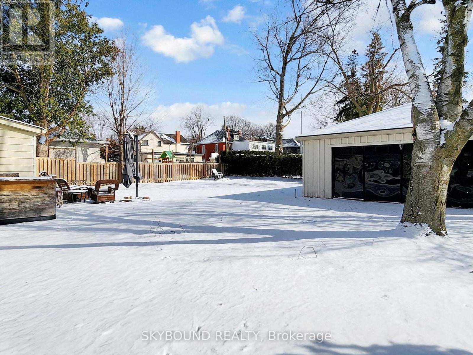 19 Spruce Street, Aurora, Ontario  L4G 1R7 - Photo 23 - N12903066