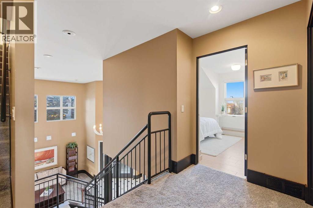 64 Patterson Mews SW, Calgary, Alberta  T3H 2C6 - Photo 22 - A2277344