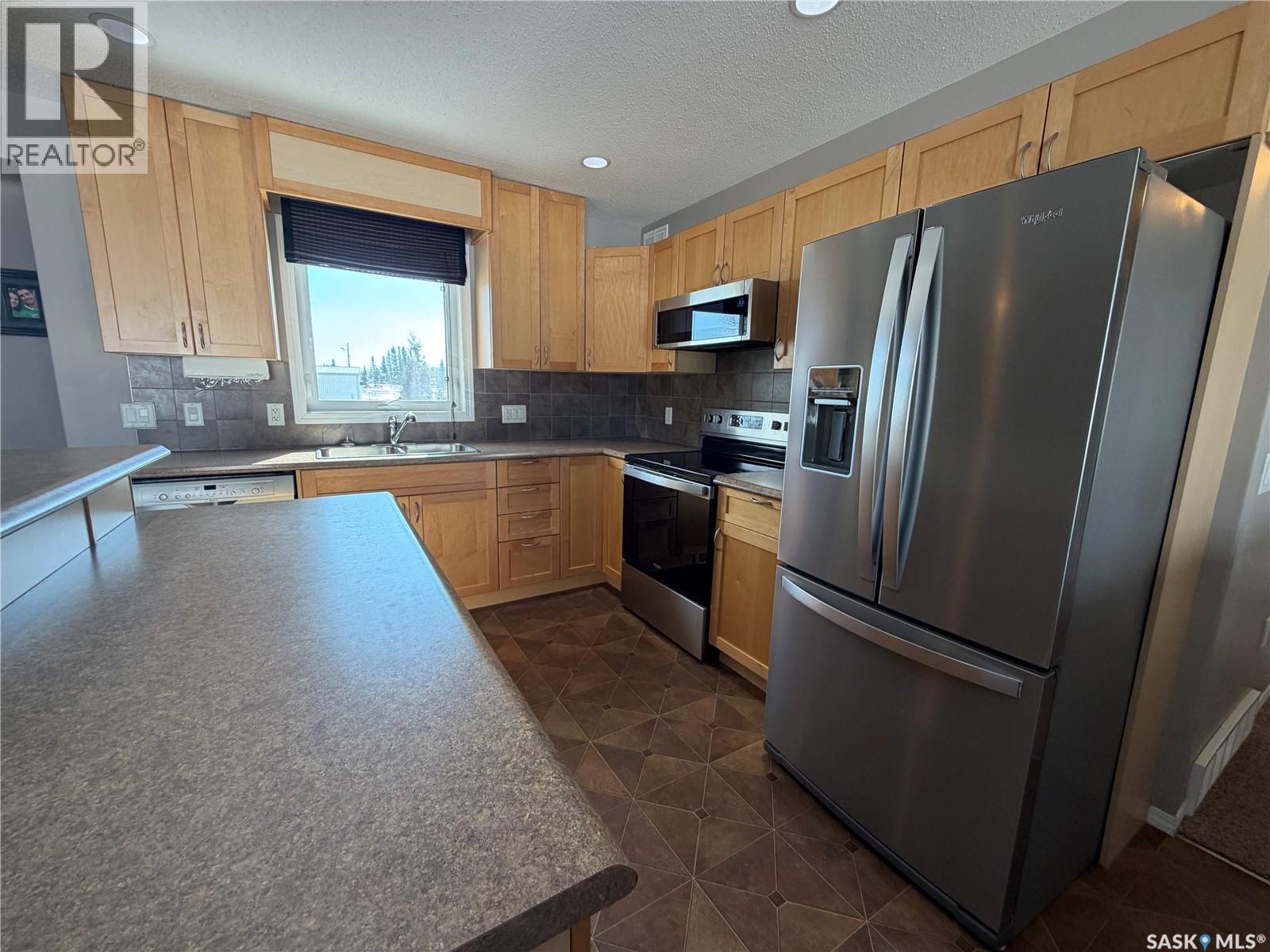 1 Main Bay, Muenster, Saskatchewan  S0K 2Y0 - Photo 7 - SK030915