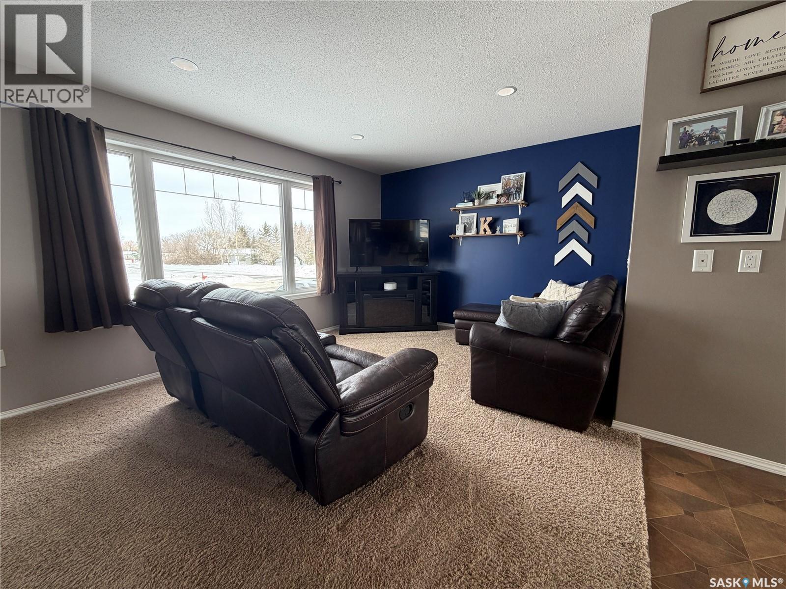 1 Main Bay, Muenster, Saskatchewan  S0K 2Y0 - Photo 9 - SK030915