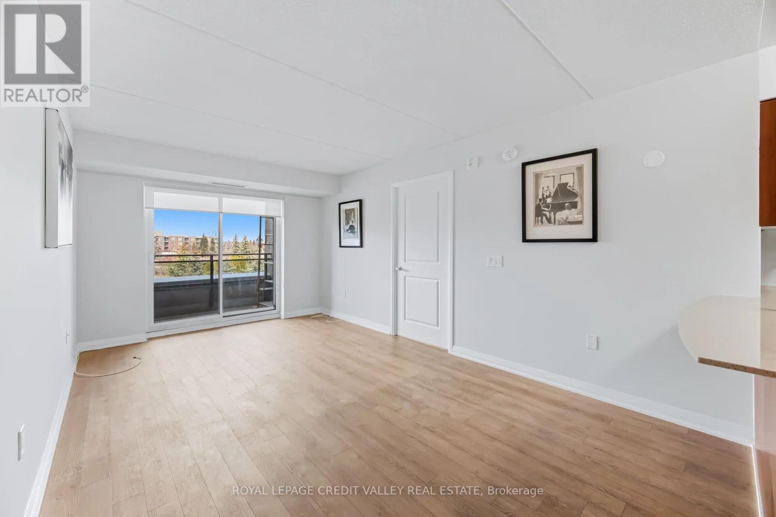 30 Via Rosedale, Brampton, Ontario L6R 3Z9 - Photo 10 - W12902938