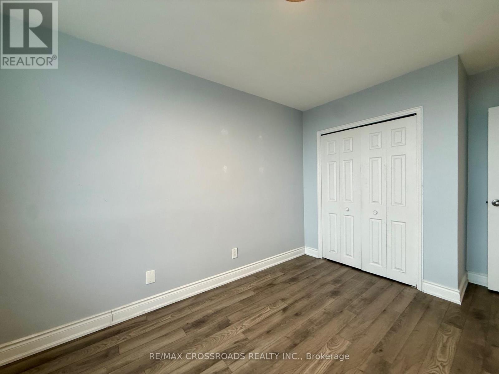 802 - 363 Lakeshore Road, Mississauga, Ontario  L5G 1H7 - Photo 8 - W12902960