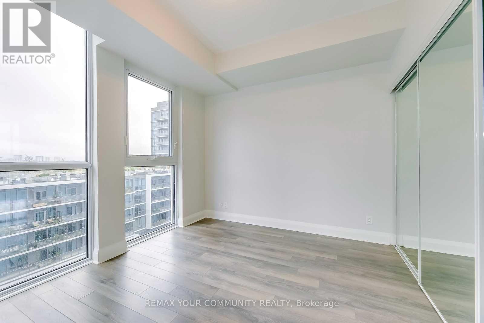 601 - 15 Zorra Street, Toronto, Ontario  M8Z 0C1 - Photo 3 - W12903012