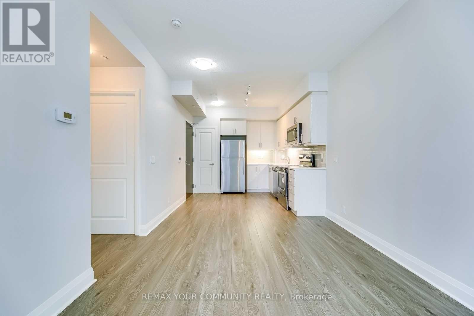 601 - 15 Zorra Street, Toronto, Ontario  M8Z 0C1 - Photo 6 - W12903012