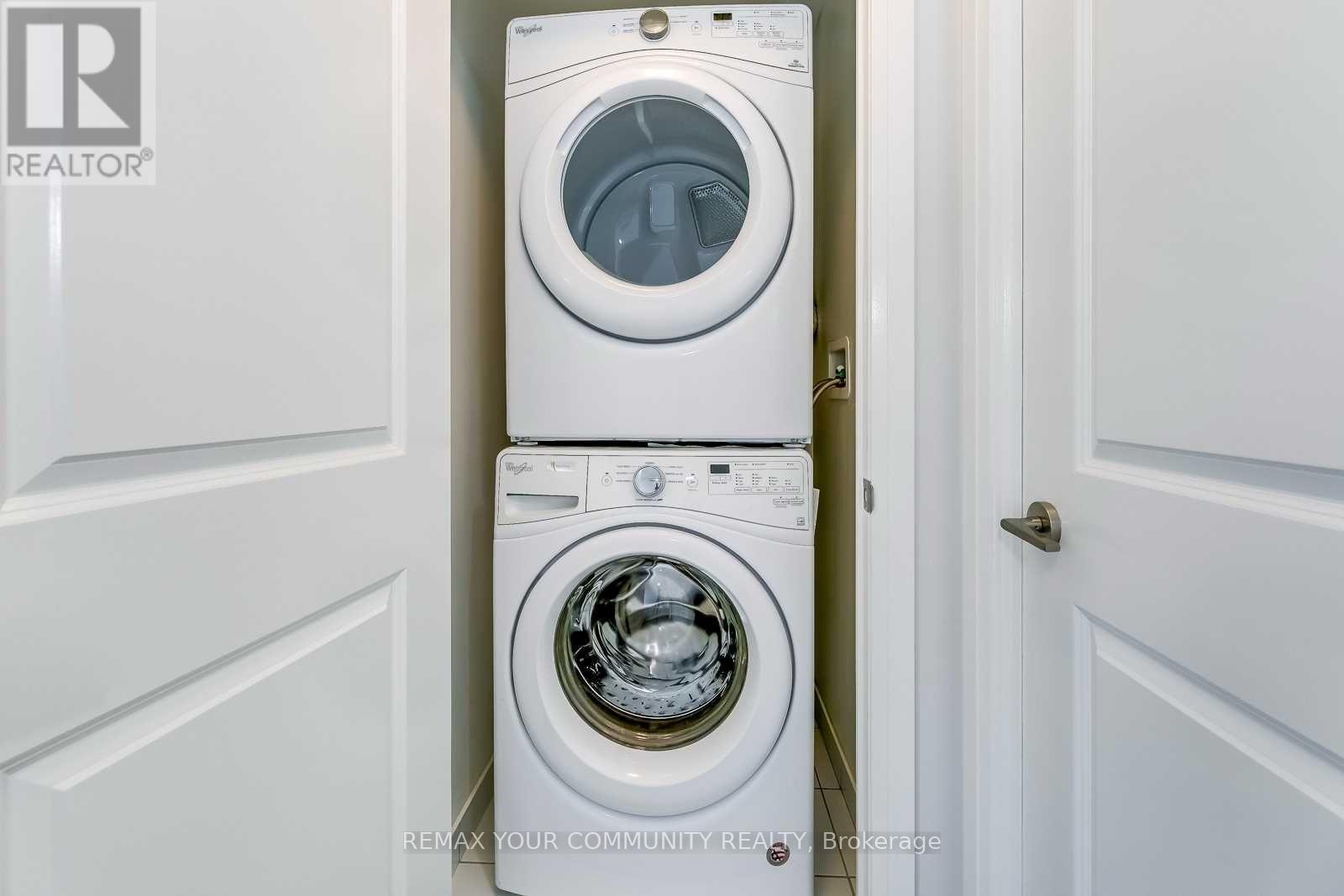 601 - 15 Zorra Street, Toronto, Ontario  M8Z 0C1 - Photo 8 - W12903012