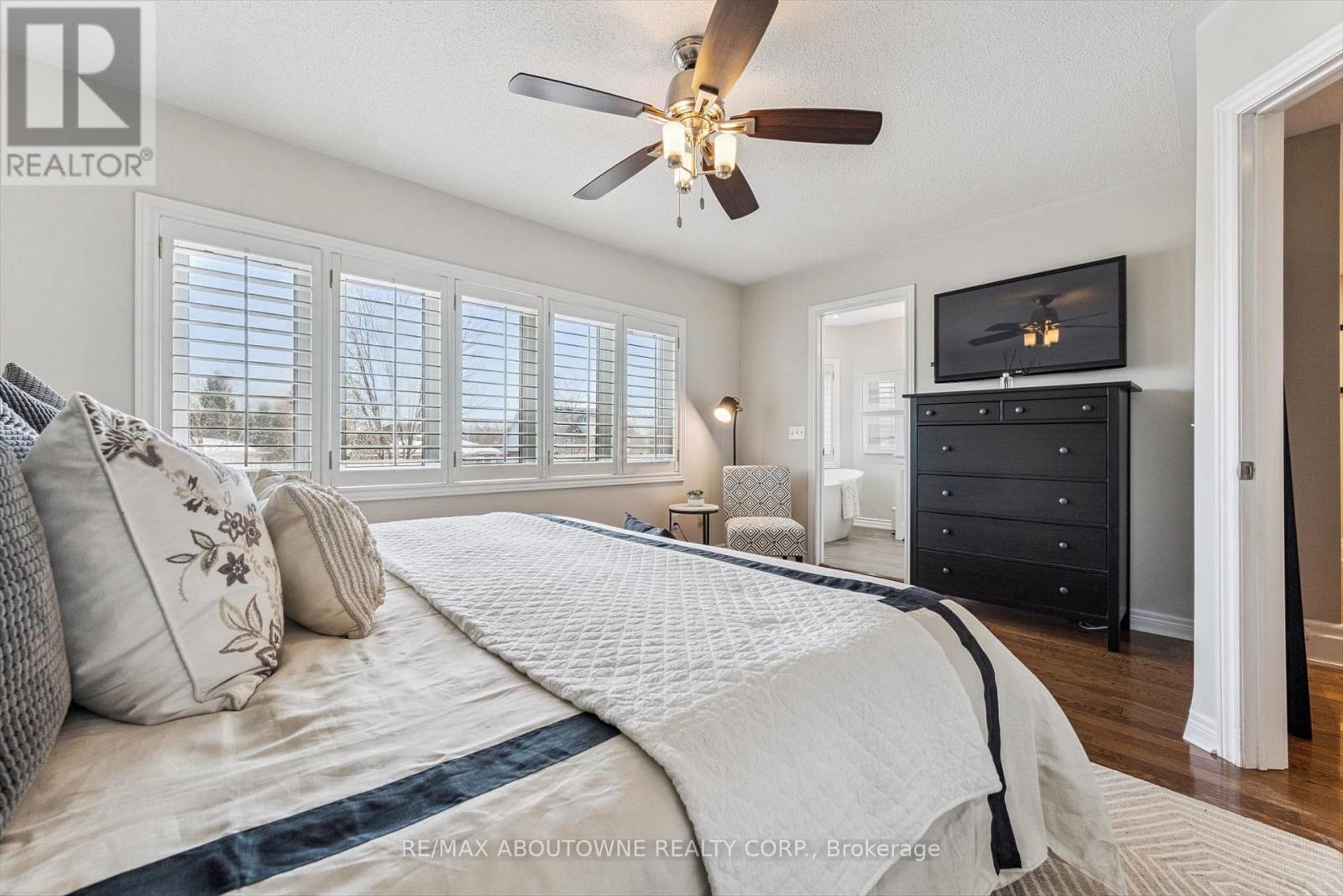 256 Lexington Road, Oakville (Ro River Oaks), Ontario  L6H 6L9 - Photo 26 - W12903018