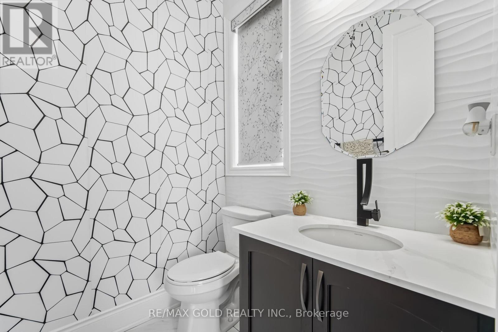 37 Midmorning Road, Brampton, Ontario  L6X 5R5 - Photo 19 - W12903032